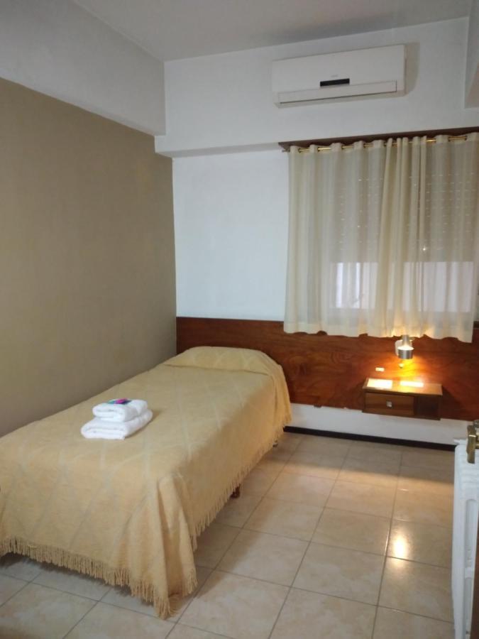 Dolores  Plaza Hotel מראה חיצוני תמונה
