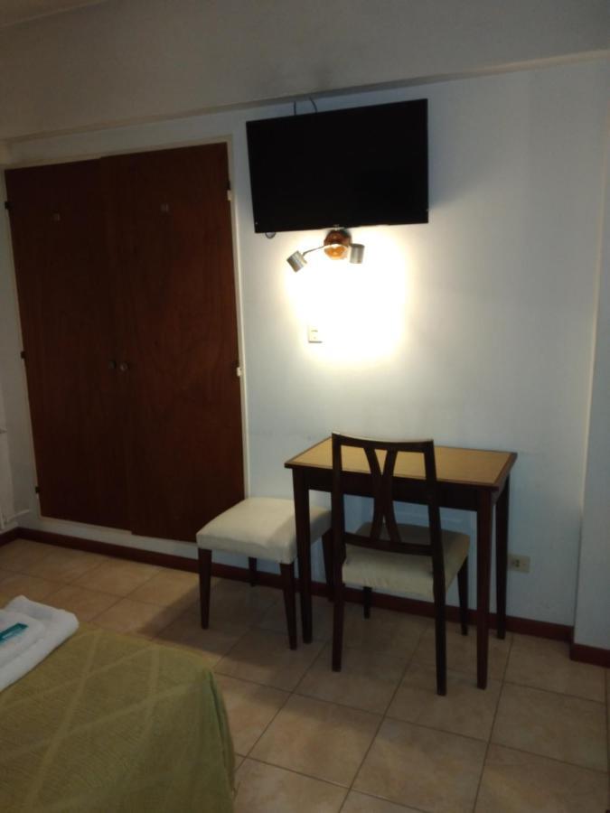 Dolores  Plaza Hotel מראה חיצוני תמונה